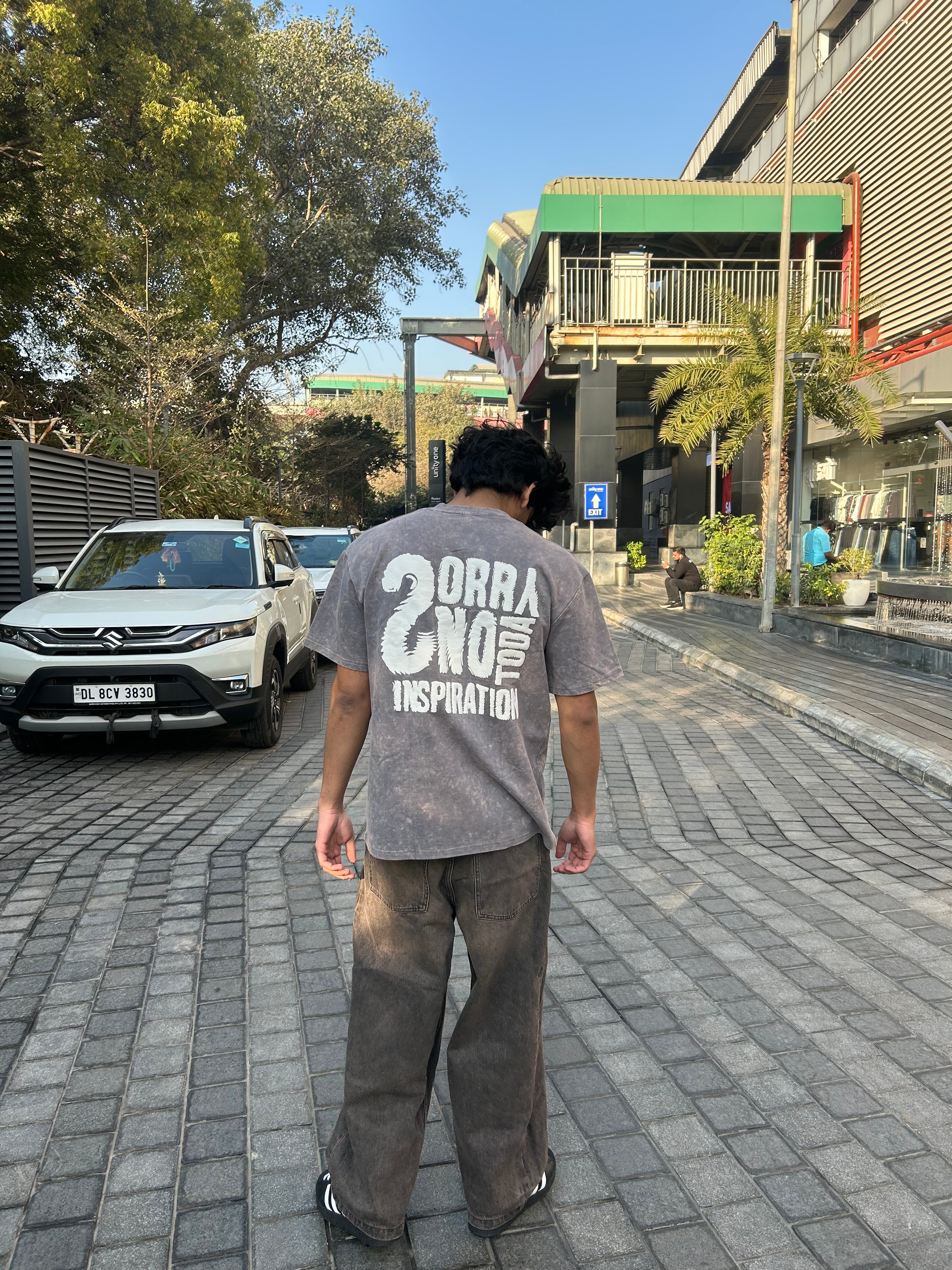 SORRY NO INSPIRATION TODAY OVERSIZED-TEE